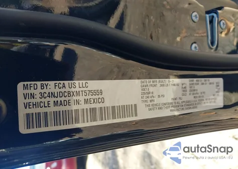 2021 Jeep Compass Limited 4X4 from USA, damaged, VIN 3C4NJDCBXMT575559